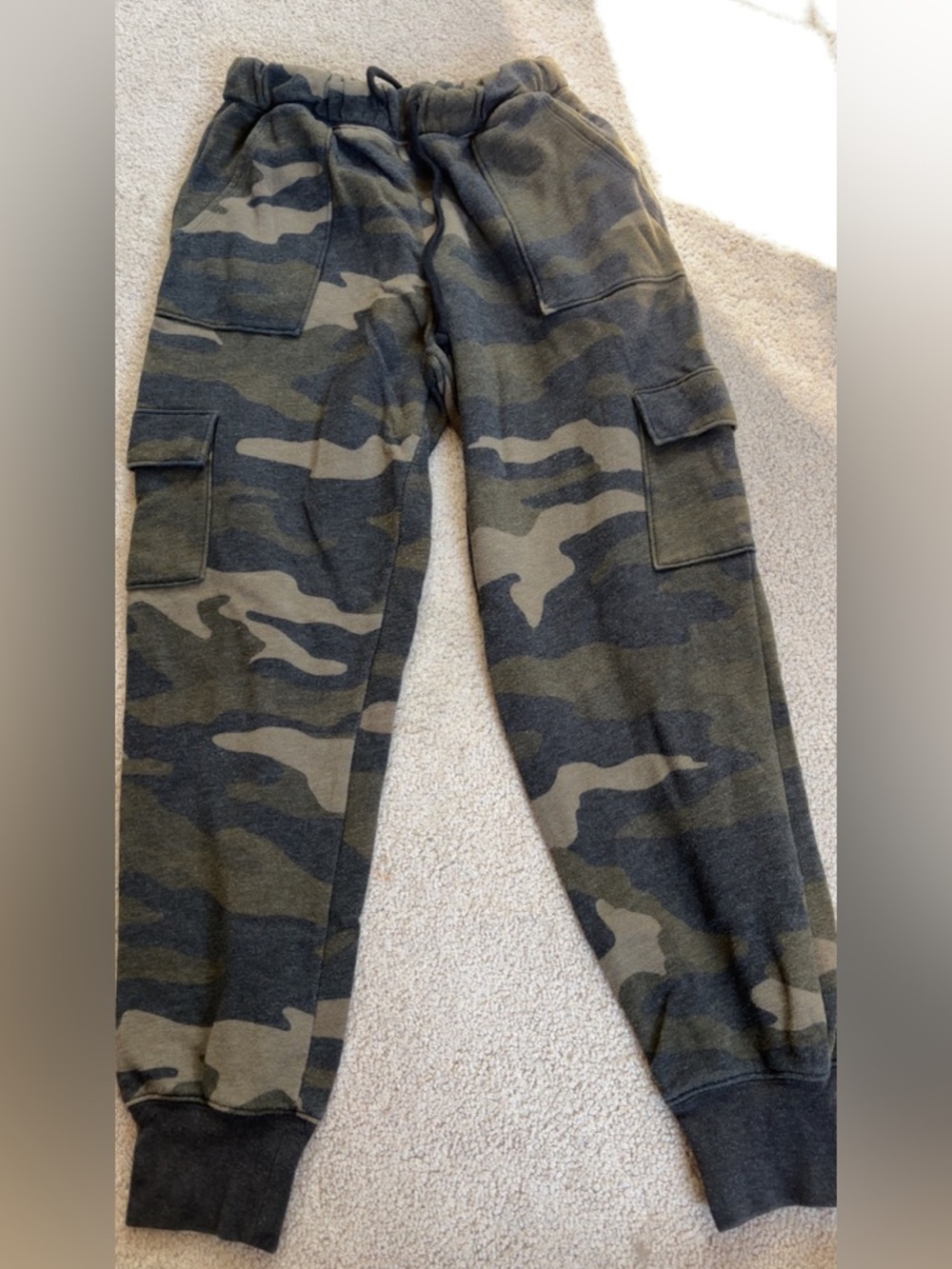 PINK Victoria's Secret Kids Camo Cargo Joggers - Green & Black